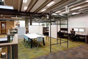 服装公司办公室装饰效果图片