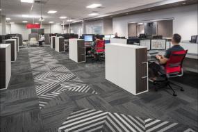 服装公司办公室最新室内装修效果图片