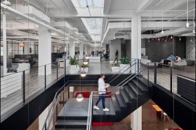 最新稳重厚重办公室装饰效果图