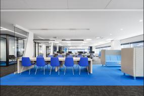 高端工业风格办公室办公室装修效果图