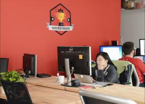 员工办公区室内设计装修效果图片