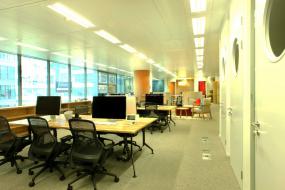 员工办公区室内装修效果图片2018