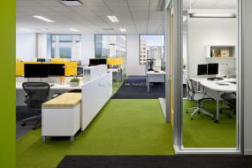 个性办公室最新室内装饰设计效果图片