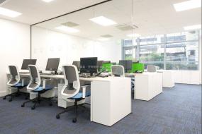 简单办公室室内装饰设计效果图片