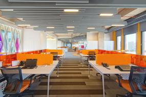 高端办公室装饰设计室内效果图