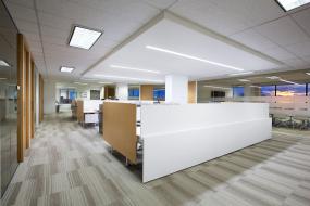 高端办公室最新室内装饰图片大全