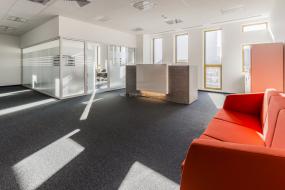 最新简约办公室前台装饰效果图