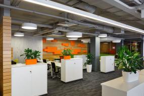 高端创意风格办公室装修图片