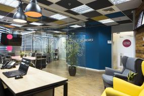 设计公司玻璃隔断装修图片大全