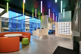 高端工业公司前台装修效果图