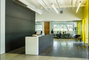 最新工业公司前台设计图片