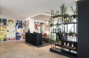 传媒文化公司前台装饰效果图