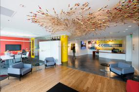 服装公司前台设计效果图