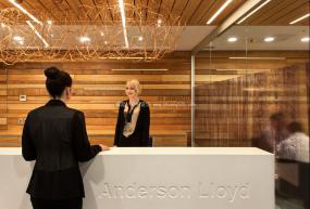 专业体育运动公司前台装修设计图片