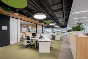 专业金融公司办公室玻璃隔断装修设计图片