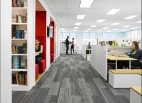 科技公司吊顶设计装饰图片