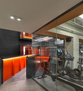 传媒文化公司玻璃隔断设计装潢图片