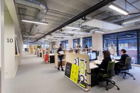 2018互联网公司吊顶装修效果图