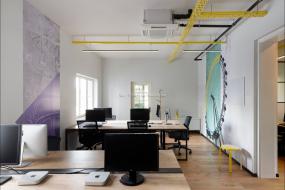 互联网公司吊顶装修效果图