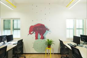 互联网公司吊顶装修图片