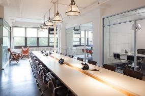 互联网公司吊顶装修实物图片