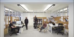 高档外国公司吊顶装修效果图大全