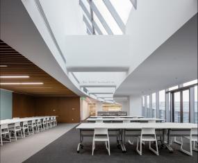 电子科技公司吊顶装饰设计效果图