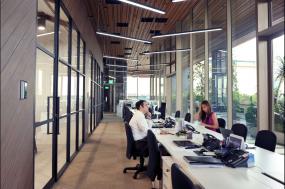 高档贸易公司吊顶装修效果图