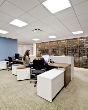 金融公司吊顶装饰图片