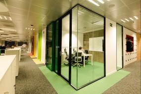 传媒文化公司吊顶设计装修效果图