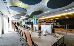 传媒文化公司吊顶装修方案效果图