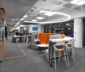 生物科技公司吊顶装修效果图