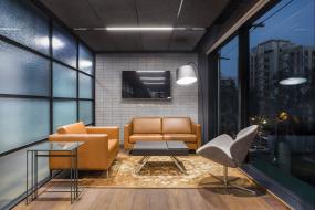 高端办公室木地板装修图片