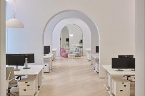 培训教育公司吊顶装修高清图片大全