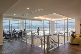 高档办公室木地板装修图片