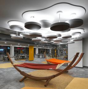 高档培训教育公司吊顶装修图片