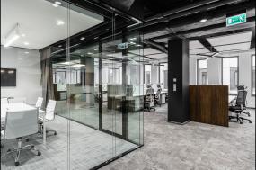 培训教育公司吊顶设计装潢图片