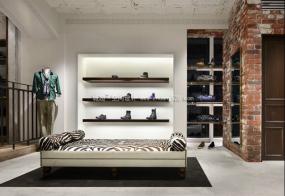 鞋帽店展柜装修效果图