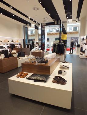 鞋帽店展柜装饰设计图片大全
