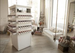 外国美甲店装修实景图片大全