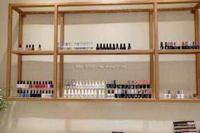 小型美甲店装潢设计图