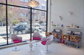 小型美甲店精装修设计图片