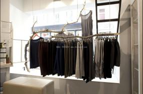 大型服装店设计装修效果图