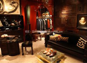 2018男装店内装修效果图