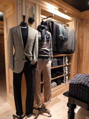 最新男装店货架装修设计效果图