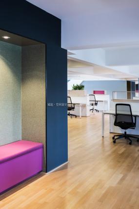 最新办公室实木地板效果图