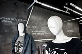 男装专卖店装修高清效果图