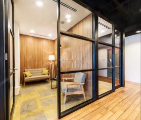 办公室强化木地板装饰图片