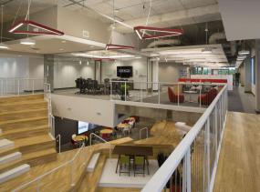 高档办公室强化木地板装修效果图