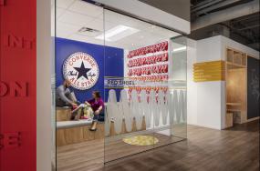 办公室强化木地板设计装修图片